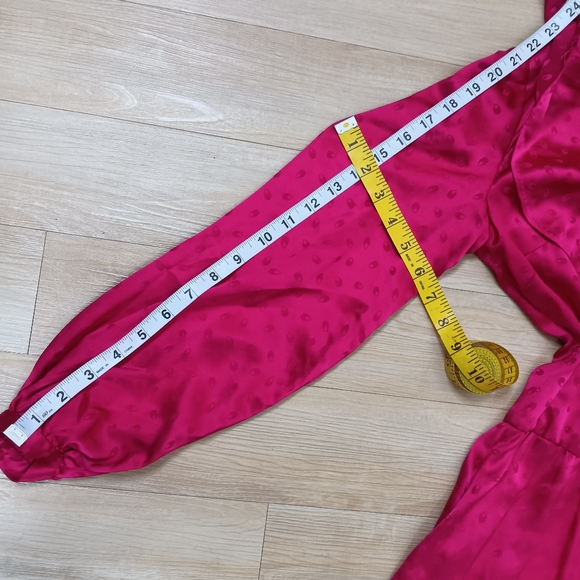 SOLD Vintage 80s Womens Sz L Fushia Silk Ruffle Collar Long Sleeve Dress - Picture 6 of 6